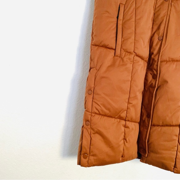 Avec Les Filles - THERMALPUFF™ Hooded Longline Puffer Vest in Cedar Brown Size M - Picture 9 of 16